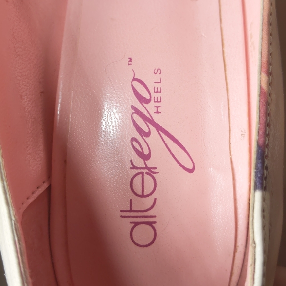 Alter ego  heels - Picture 8 of 8